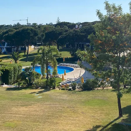 Apartment Coastal Retreat - Sol Village Quarteira